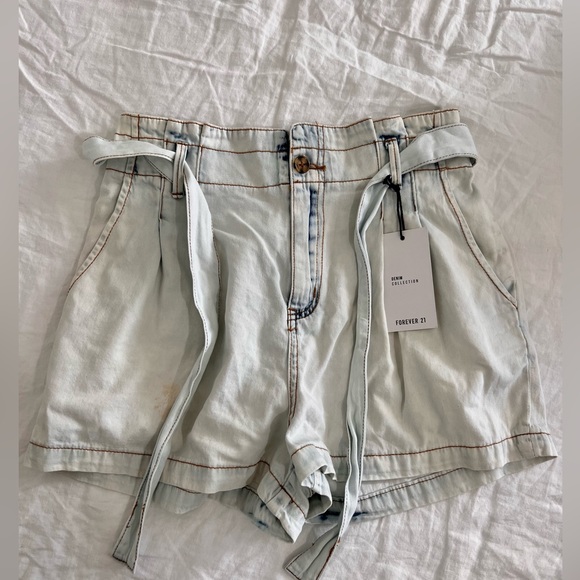 Forever 21 Pants - Forever 21 tie waist shorts size L